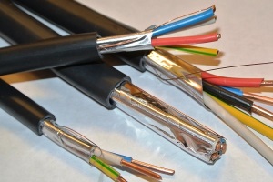 Основные советы при выборе HDMI кабеля для телевизора